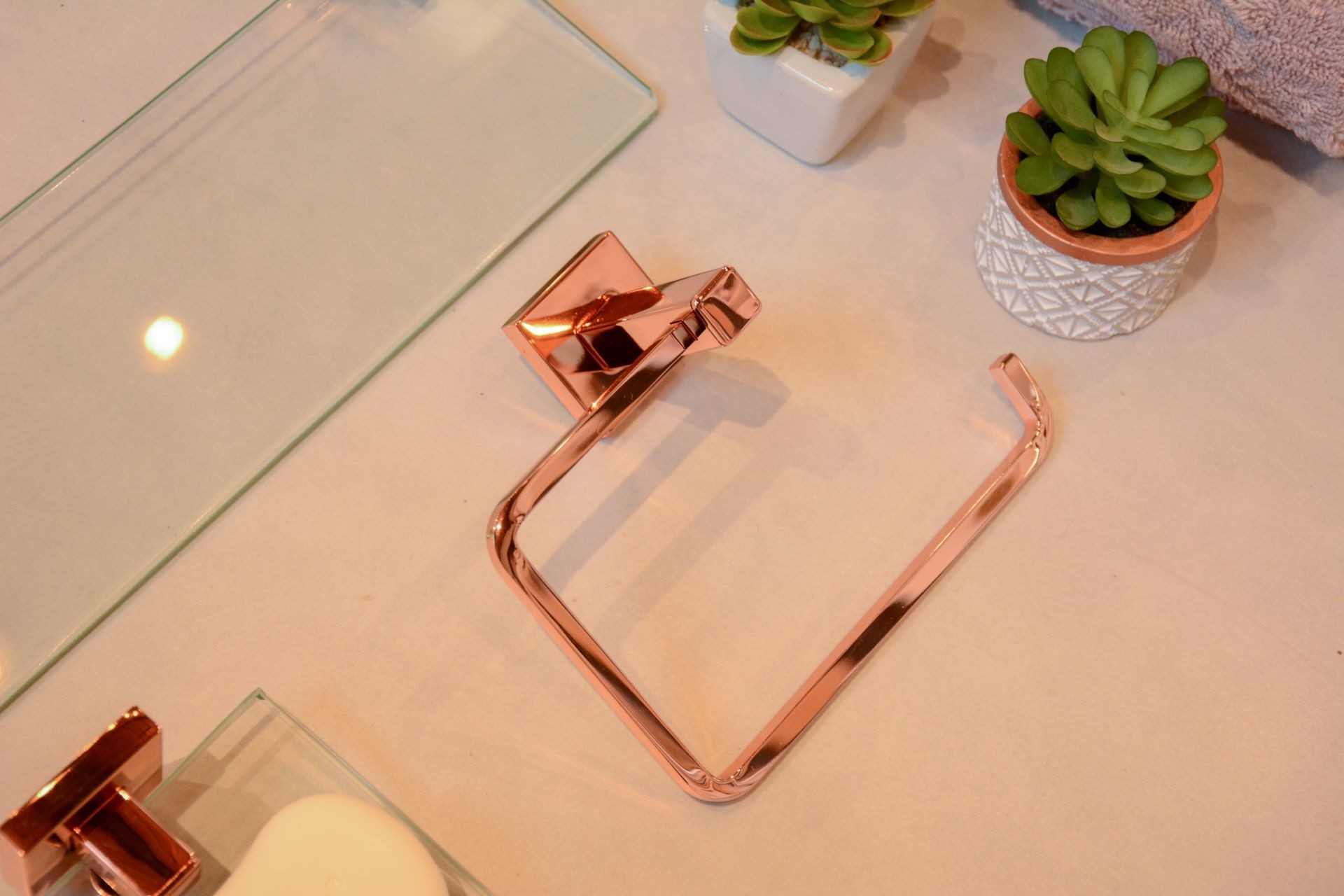 PORTA PAPEL HIGIÊNICO SQUARE ROSE GOLD