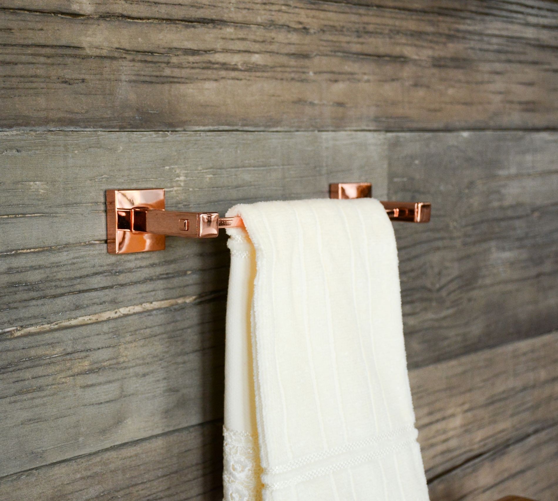 PORTA TOALHA DE ROSTO 24CM SQUARE ROSE GOLD
